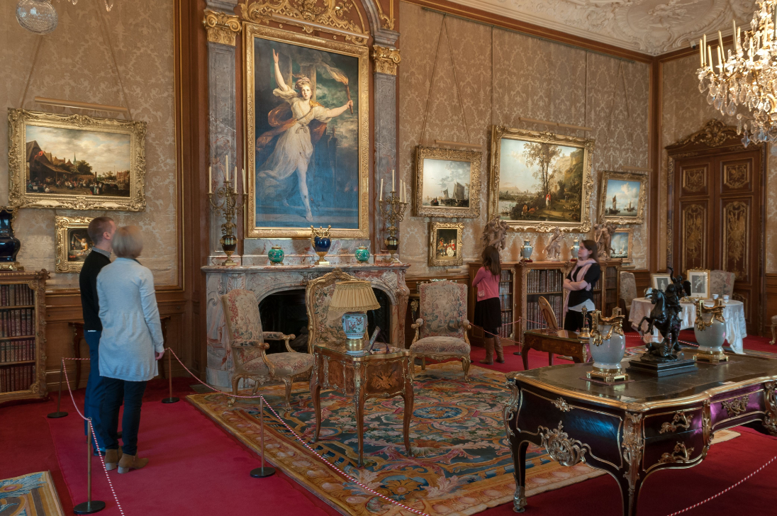 Relaxed House Openings